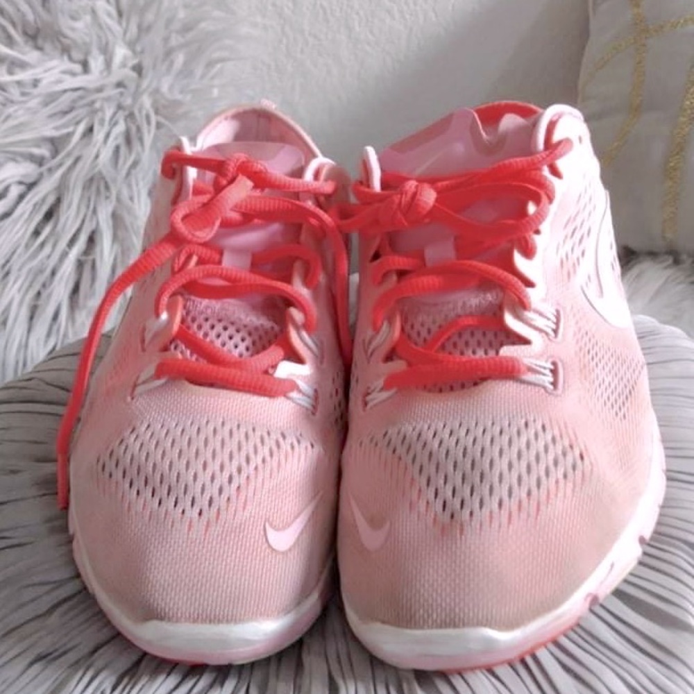 Womens Nike Free 5.0